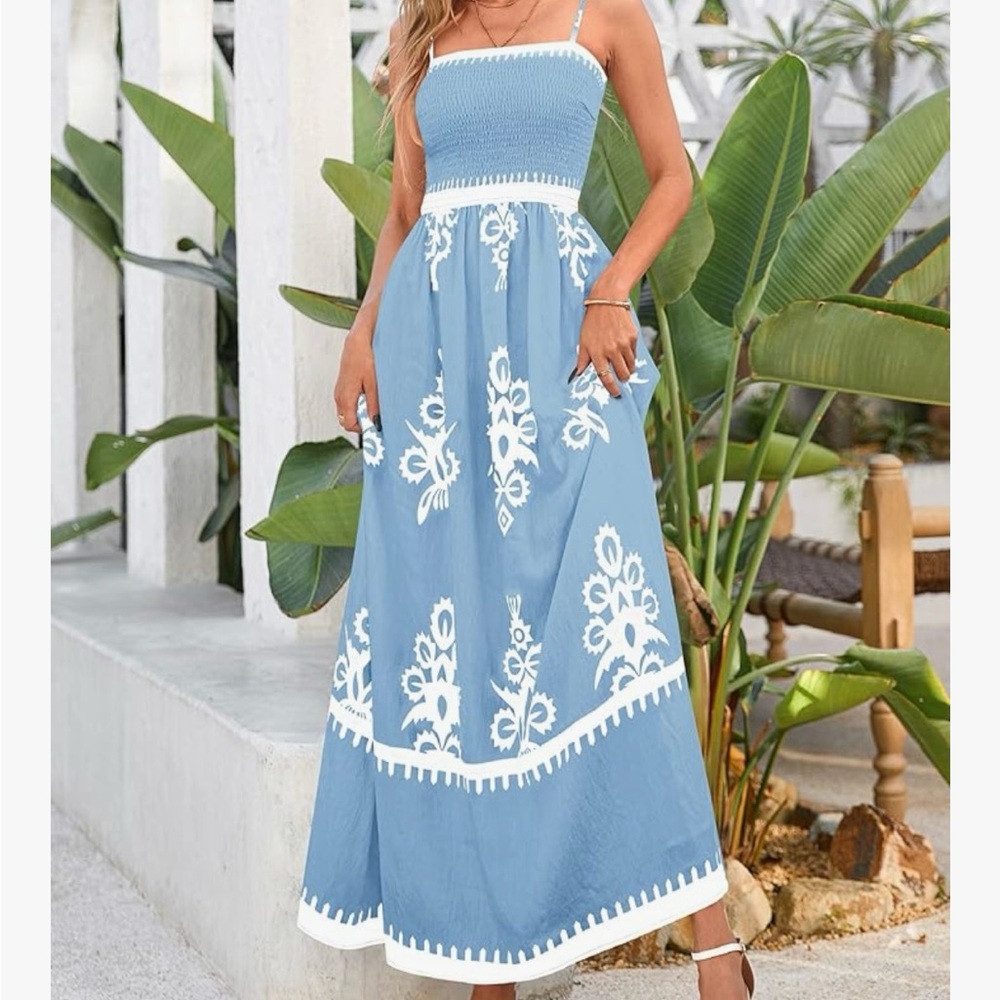 Elegant Blue and White Beachy Maxi Dress by Pretty Garden NWT - Picture 3 of 8